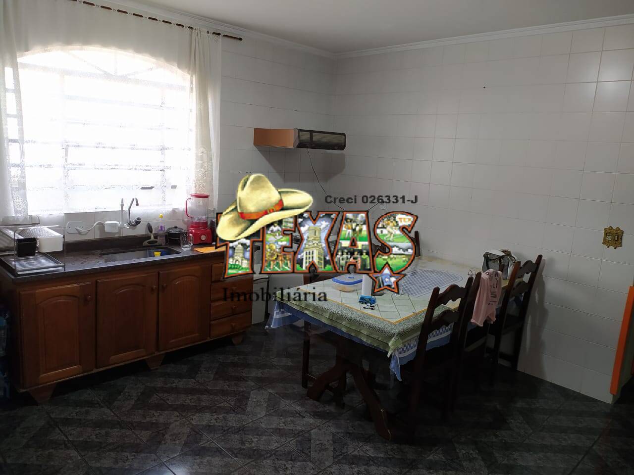 Sobrado à venda com 3 quartos, 300m² - Foto 4