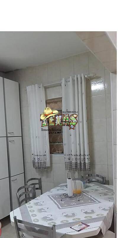 Sobrado à venda com 4 quartos, 200m² - Foto 17