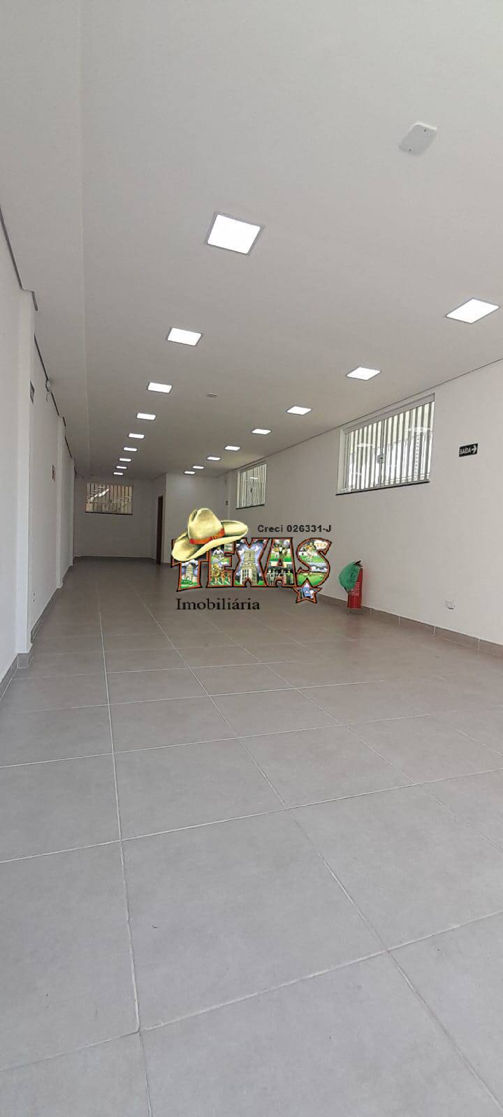 Sobrado para alugar com 2 quartos, 330m² - Foto 10