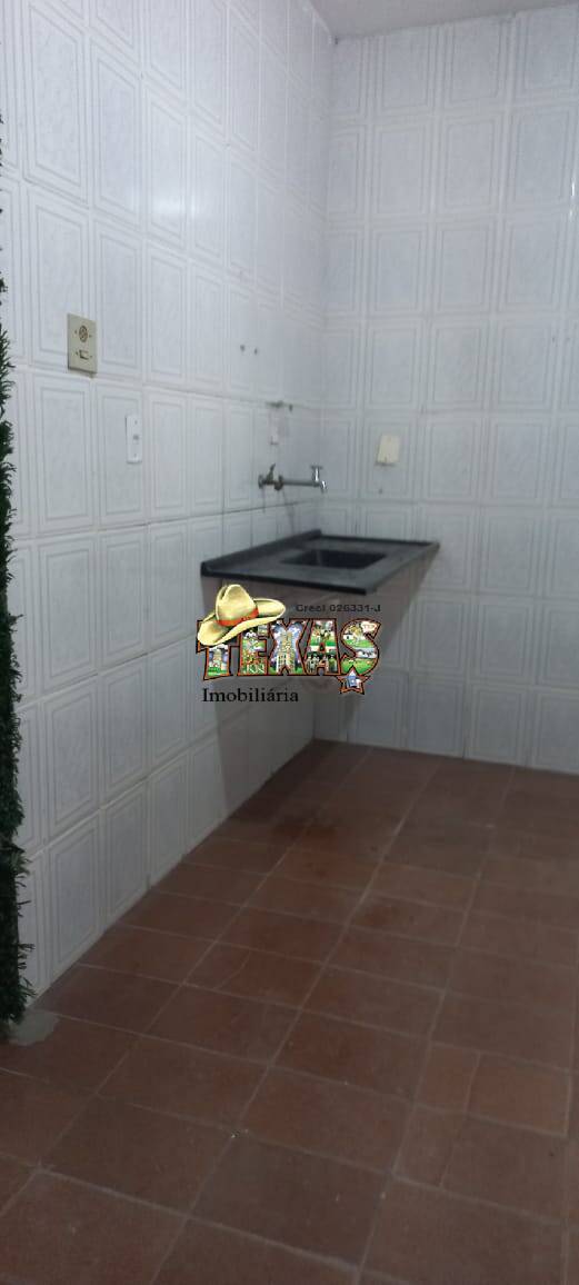 Casa para alugar com 1 quarto, 40m² - Foto 13