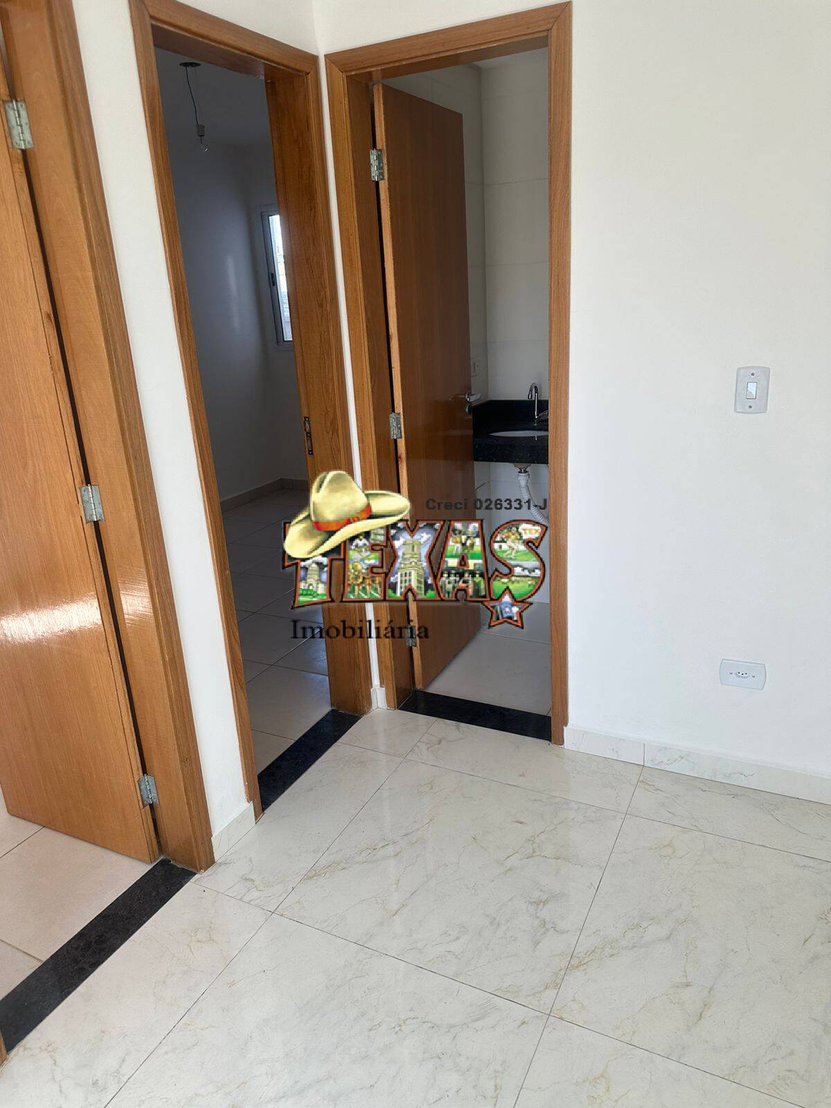 Apartamento à venda com 2 quartos, 37m² - Foto 4