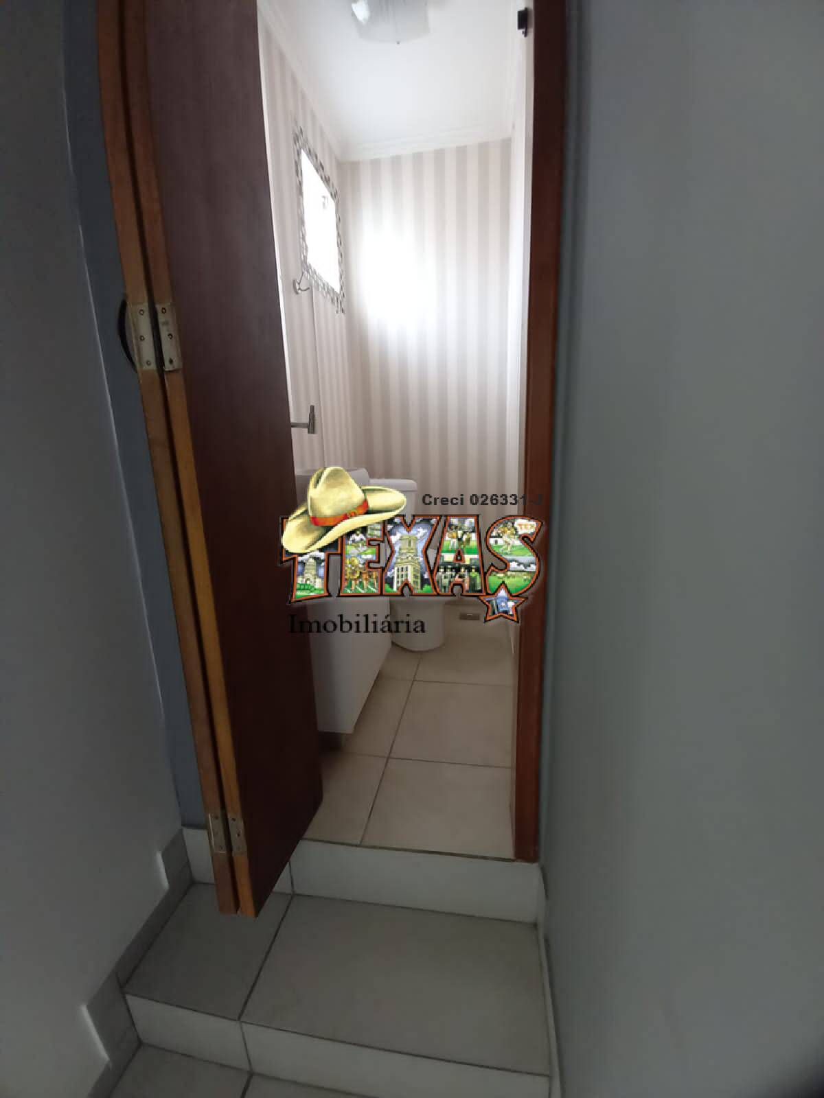 Casa à venda com 3 quartos, 200m² - Foto 25