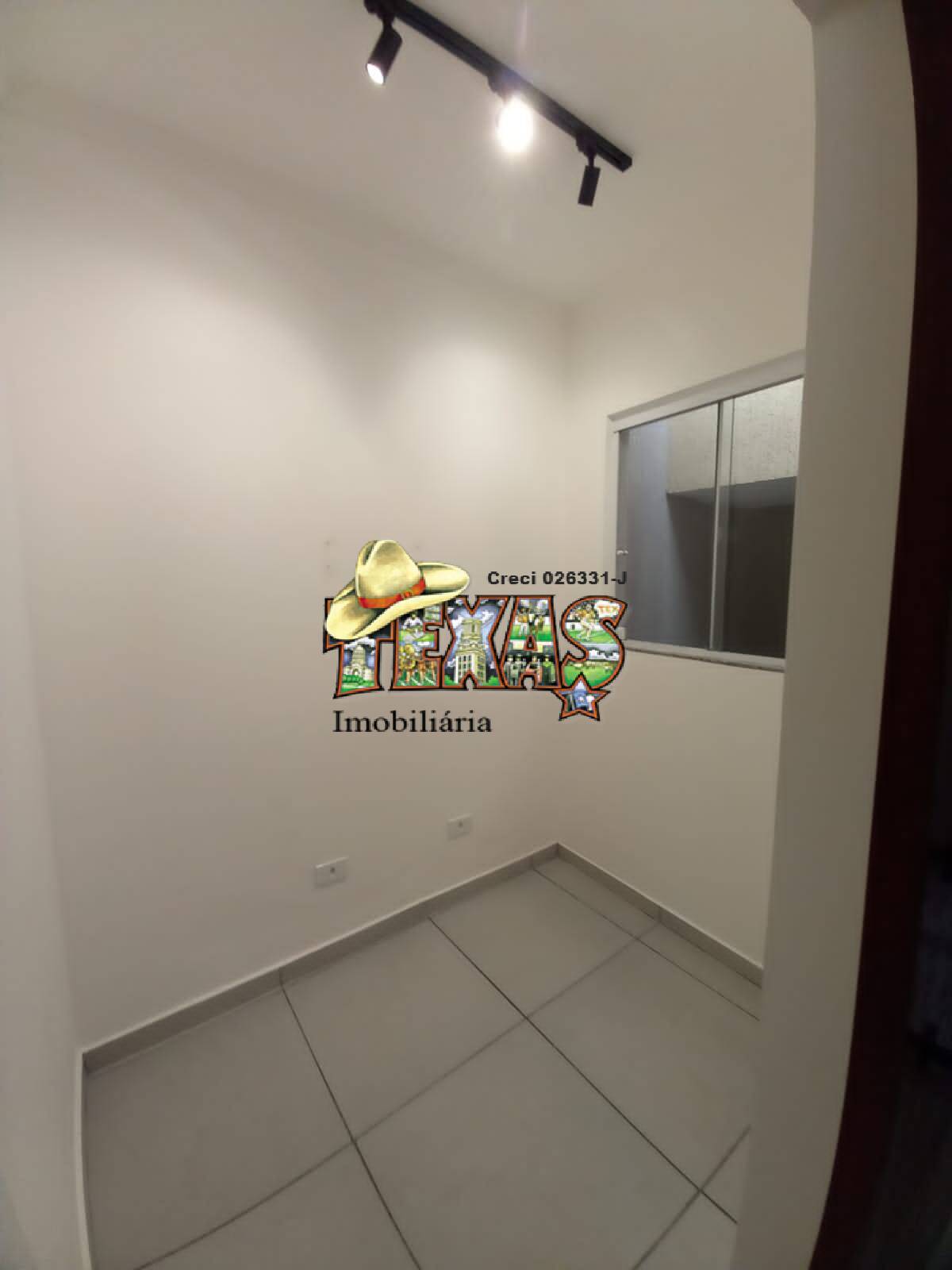 Casa à venda com 3 quartos, 200m² - Foto 30