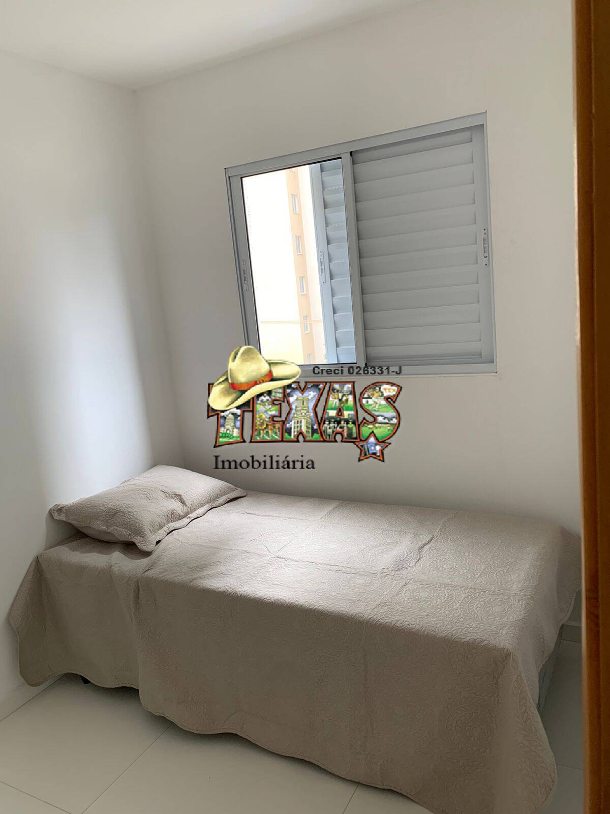 Apartamento à venda com 2 quartos, 39m² - Foto 2