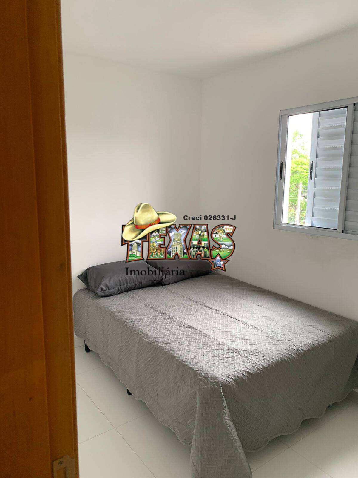 Apartamento à venda com 2 quartos, 39m² - Foto 4