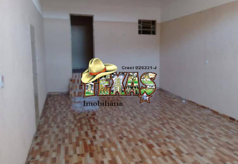 Casa à venda com 6 quartos, 250m² - Foto 1