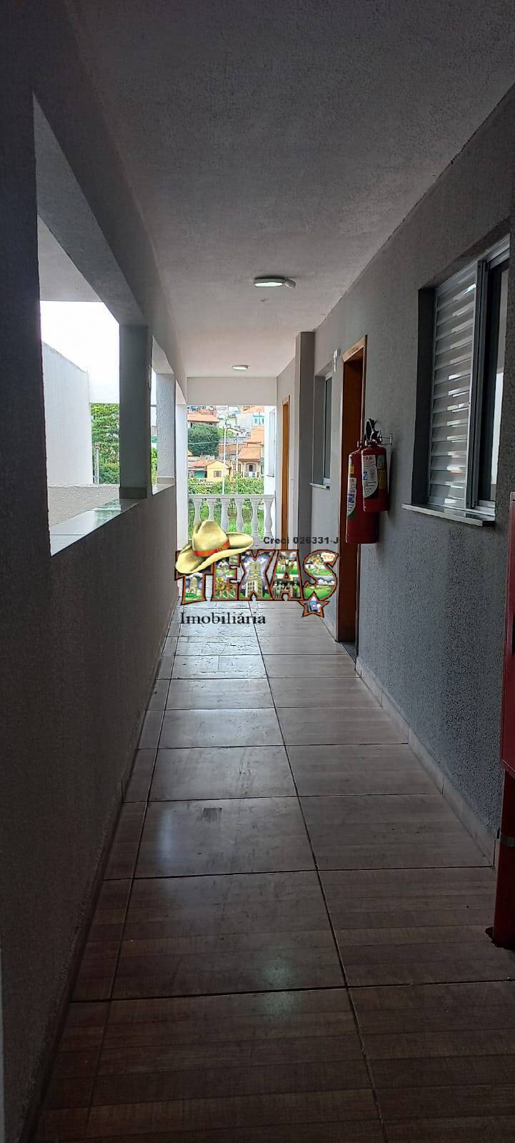 Apartamento à venda com 2 quartos, 40m² - Foto 18