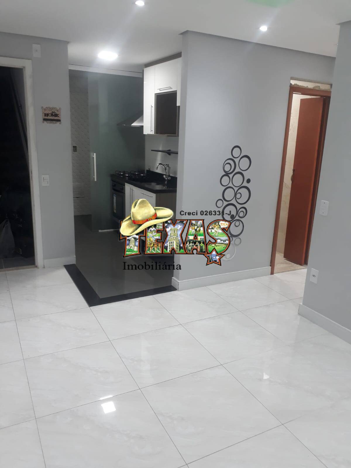 Apartamento à venda com 2 quartos, 38m² - Foto 1