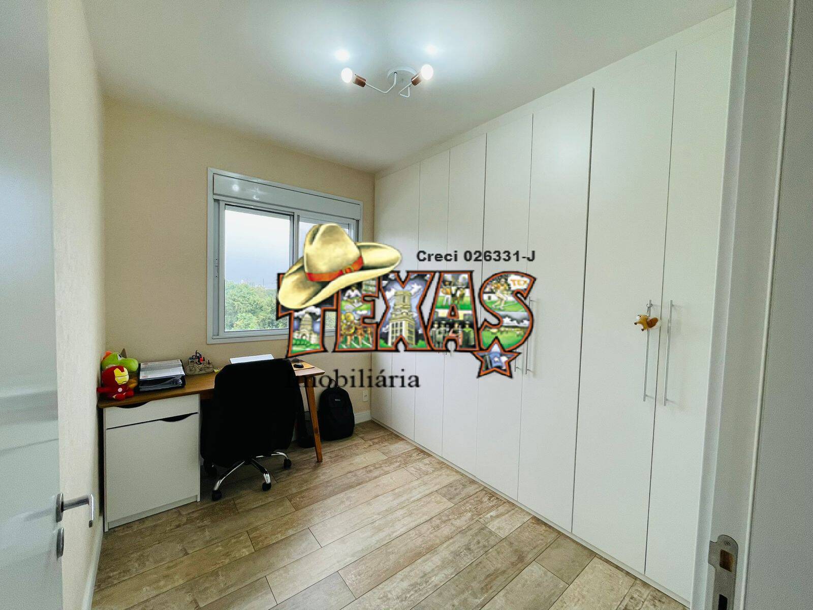 Apartamento à venda com 2 quartos, 68m² - Foto 3