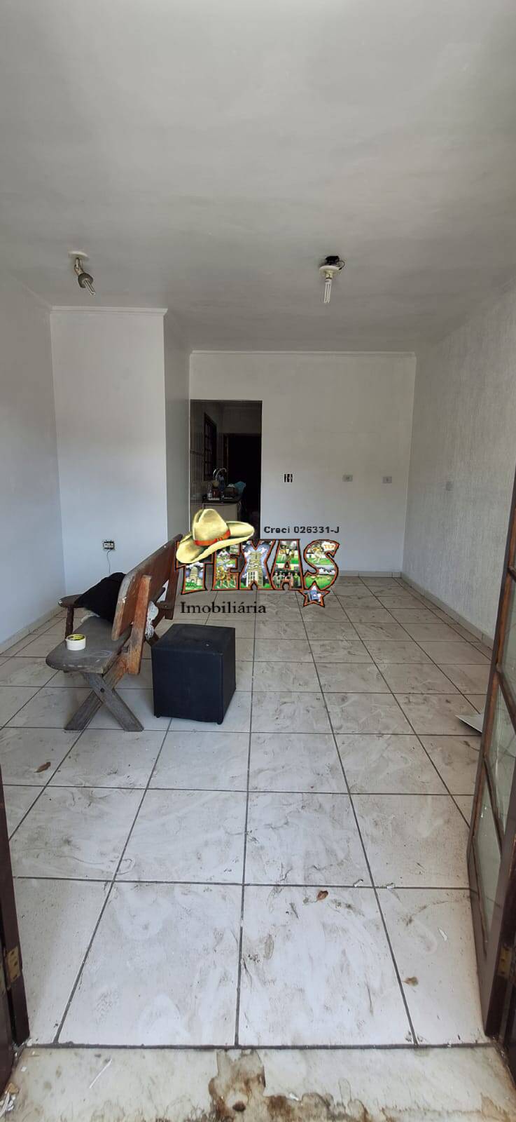 Sobrado à venda com 3 quartos, 200m² - Foto 2