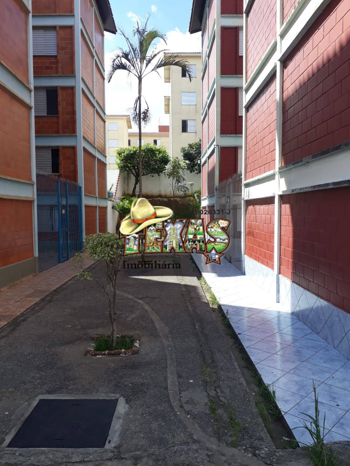 Apartamento à venda com 2 quartos, 42m² - Foto 3